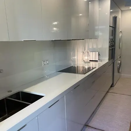 Playa Residencial Con Piscina Marbella